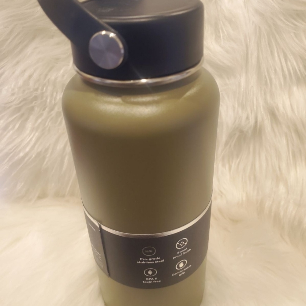 Water bottle